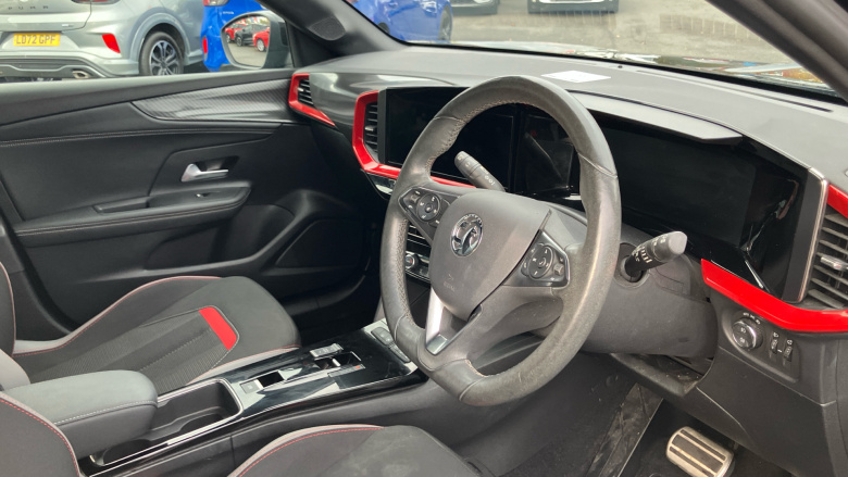 Vauxhall Mokka 100kW SRi Premium 50kWh 5dr Auto Electric Hatchback